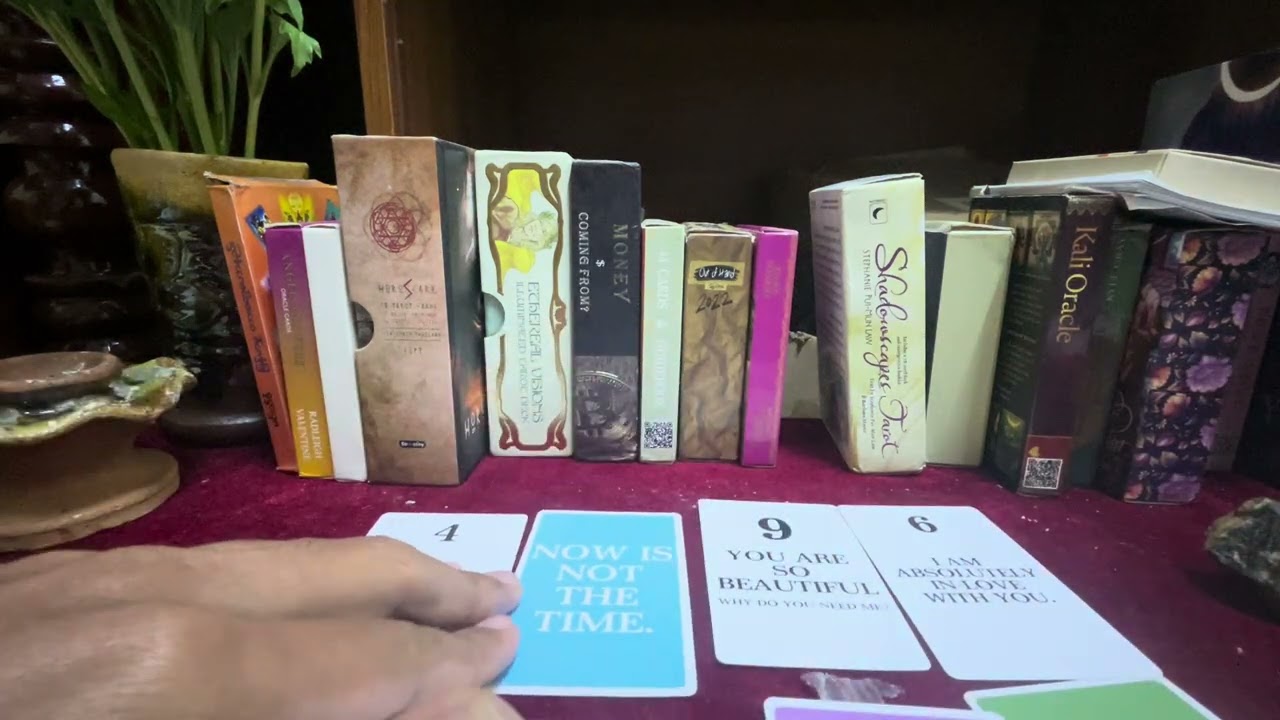 “သူဘာပြောချင်နေလဲ” 