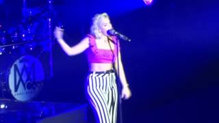 Anne Marie - Ciao Adios - Ed Sheeran Divide Tour 1st May 2017 HD Resimi