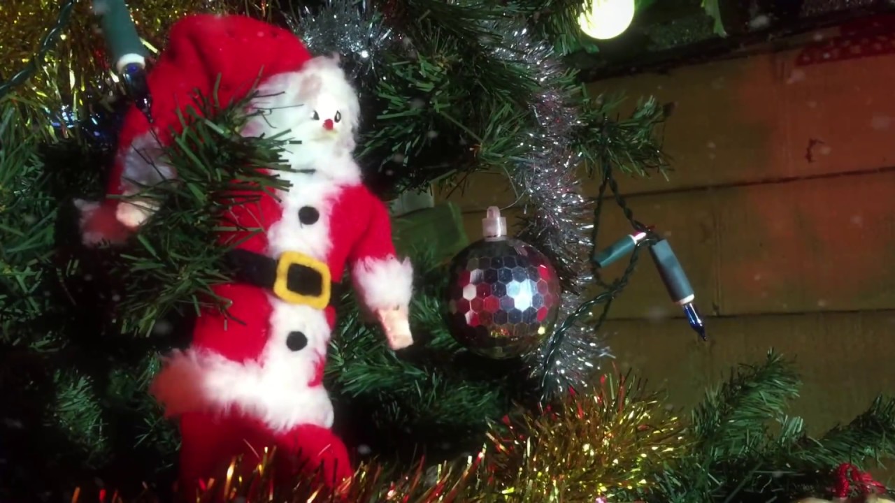 CHRISTMAS AT POUND£AND YouTube