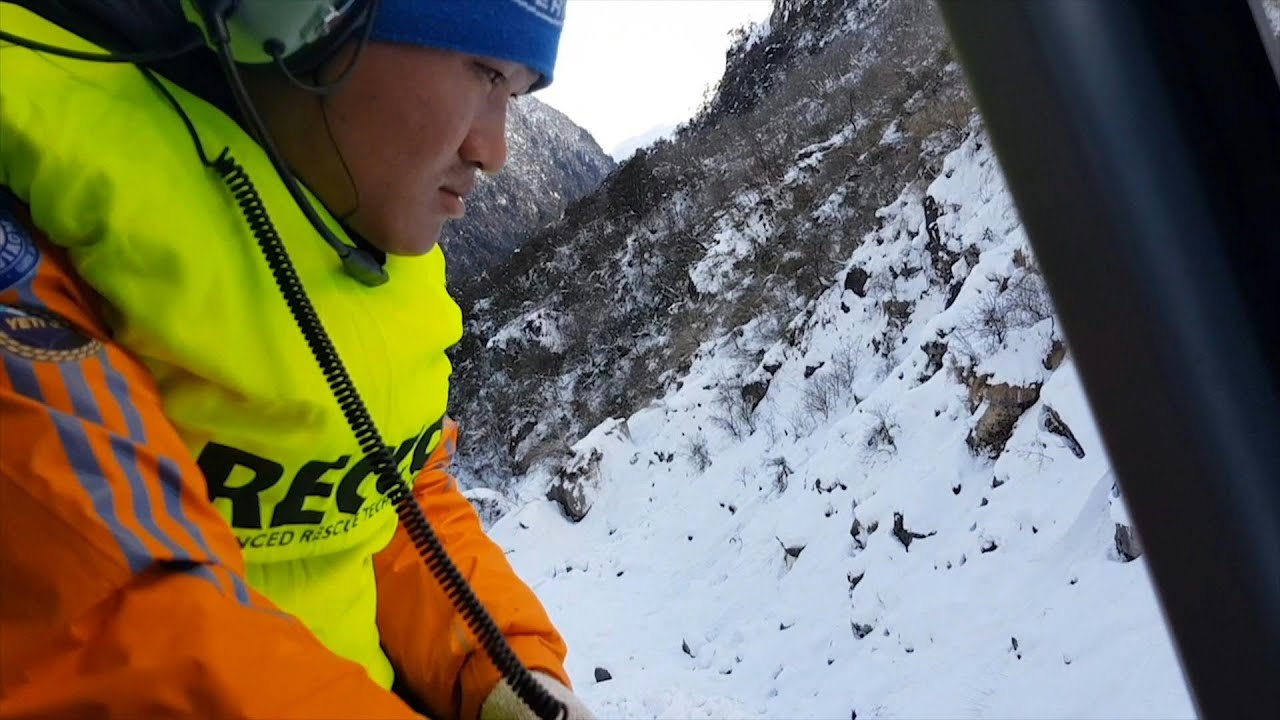 Rescuers intensify search for missing S. Korea, Nepal trekkers | AFP