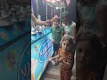 عم تدو على آيس كريم بل أرض ههههههه عم تدو على آيس كريم بل أرض ههههههه