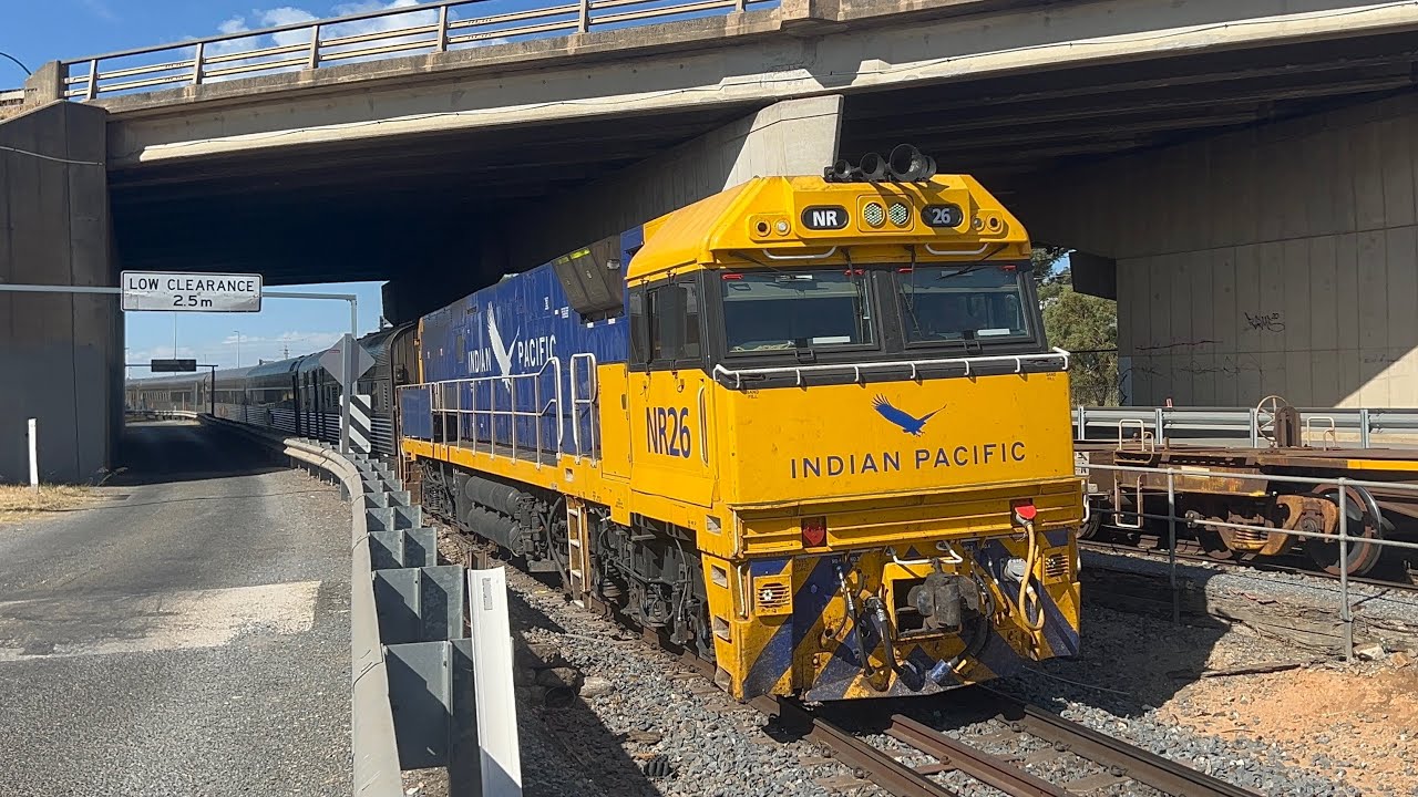 Chasing the Indian Pacific: 7PA8 though Dry Creek & Ovingham with NR26