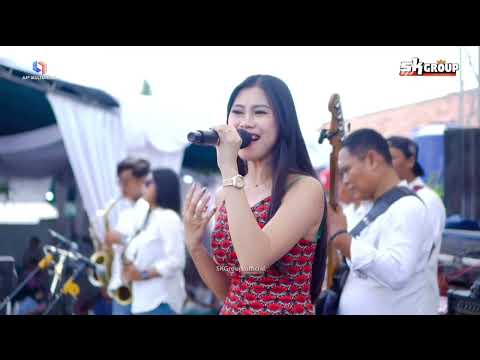 Bumi pun turut menangis _KAMELIA PUTRI || live sk group