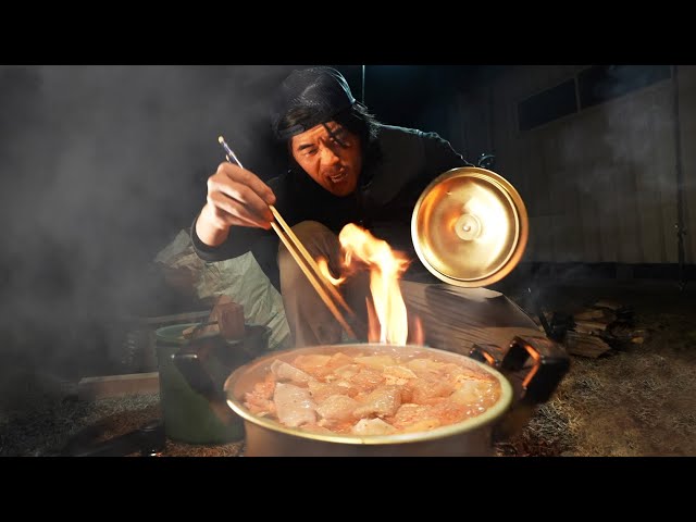 ❤YouTube話題商品❣これ1台で焚火・バーベキュー・煮込み料理OK♪❤ ぶち込むだけで至高のキャンプ飯ができました！【後編】 - YouTube