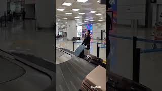 Japan airport luggage bags safety system #japanairlines #jal #boeing #airplane #aviation #b #club