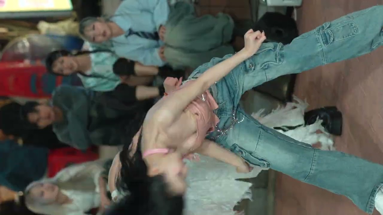 [요청]250425 댄스팀 시즌(Season) ★아기 5- Midas Touch [4k] @홍대버스킹 직캠 shinlim