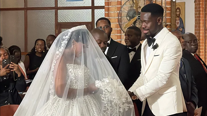 Finally! Singer Irene Ntale wedding ceremony with husband Vicent Kalibaala e Rubaga Cathedral church