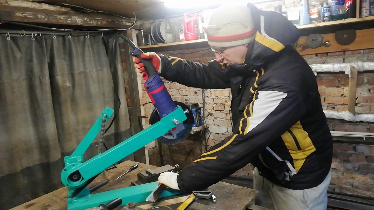 Отрезная машинка из болгарки своими руками! - YouTube