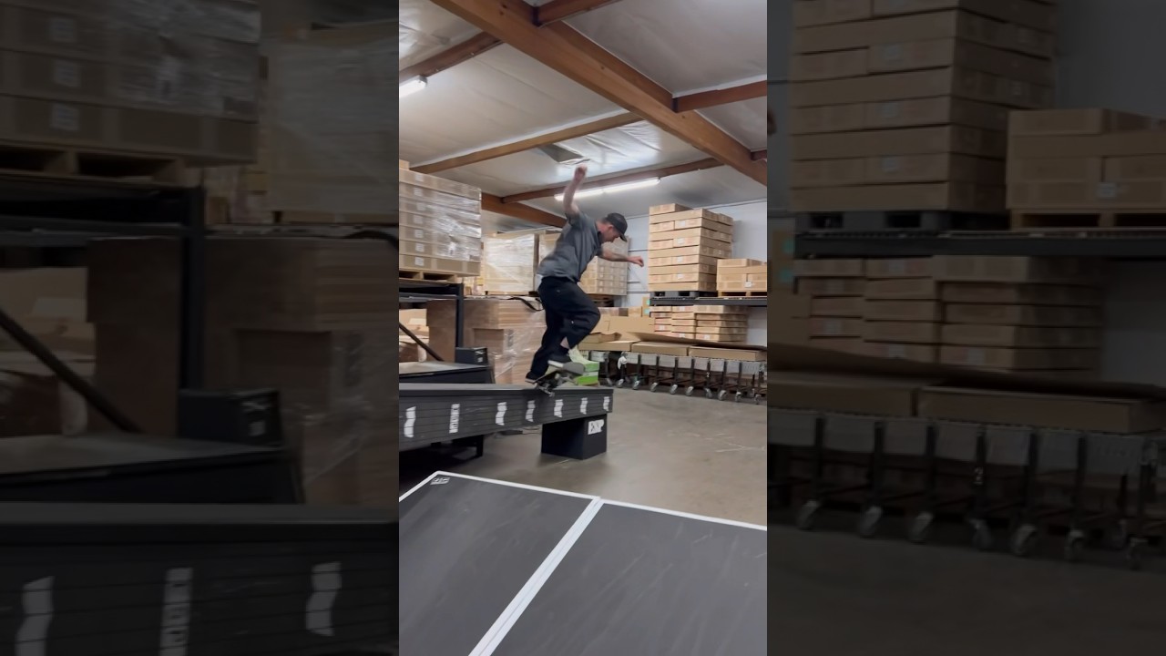 Switch crooked grind on a giant guitar with Mark Appleyard‼️🍎 