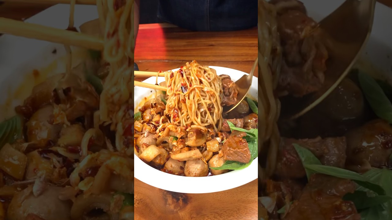 ก๋วยเตี๋ยวเรือพริกเดือดด น้ำตกเนื้อตุ๋น #shorts #asmr