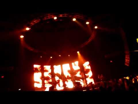 AFROJACK (Live) MELTDOWN DALLAS 2010 - Hide and Se...