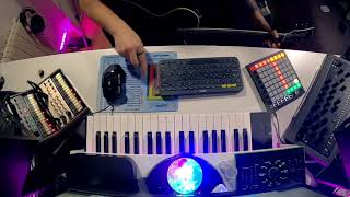Synthwave & Retrowave in Twitch | Live Loop Session
