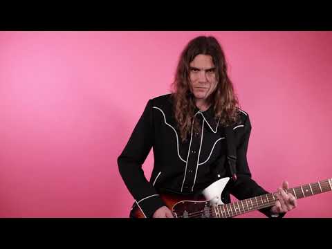 在 YouTube 上观看 Table Scraps 'Apology' Official Video