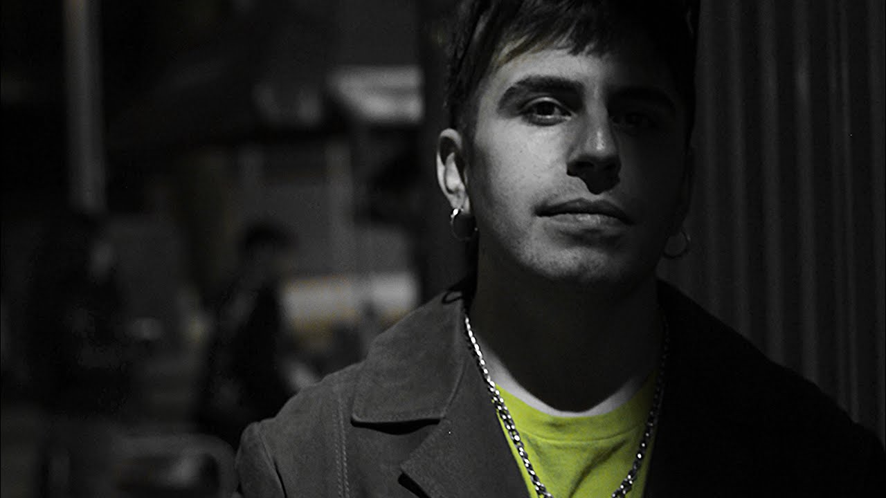 CORAJUDO // PIOJOSAURIO (FULL VISUAL DISCARDO) - YouTube