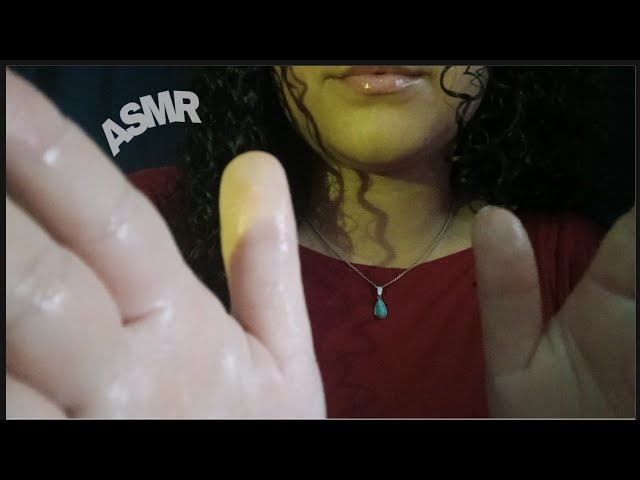 ASMR Caseiro - Massagem facial💆‍♀️