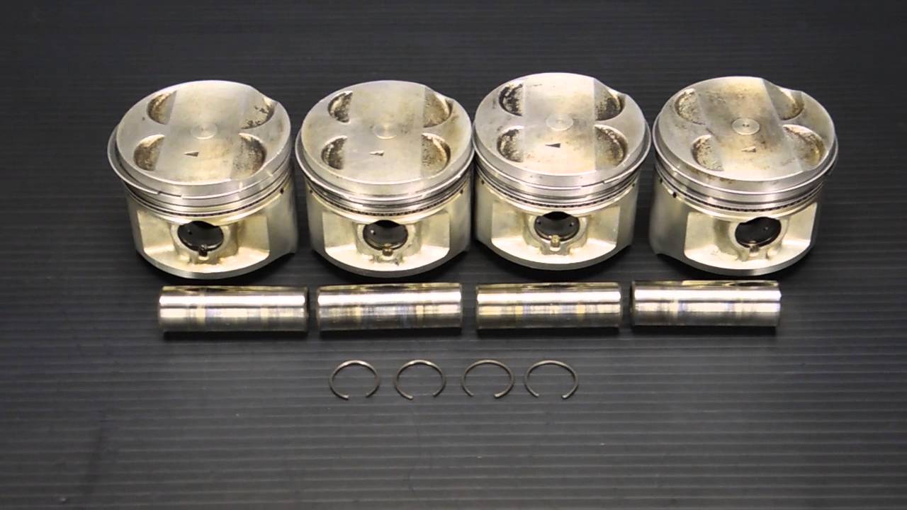 GSX750S カタナ 刀 純正 ピストンはこんな感じです。 - YouTube