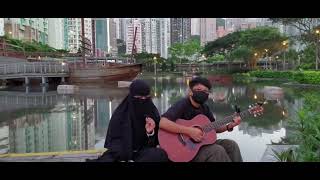 oi abang ber sarung merah cover gitar akustik feat ukhtie bercadar BMI hongkong