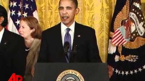 U.S. seeks ways to wiretap the Internet