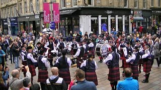 Toronto fire service pipes and drums perform at glasgow's piping live
festival 2018.this is the second video of band's 2 excellent
performances in buchan...