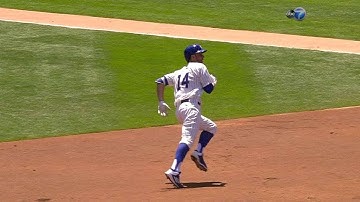 CWS@CHC: Bryant opens scoring with RBI triple to left
