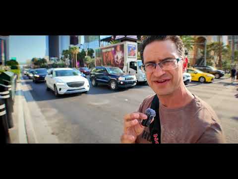 Only A MORON Would Visit Vegas Right Now 