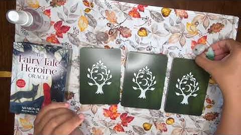 The Fairy Tale Heroine Oracle Deck Flip Through, Review, & Mini Reading