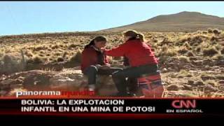 Niños trabajan en una minera boliviana