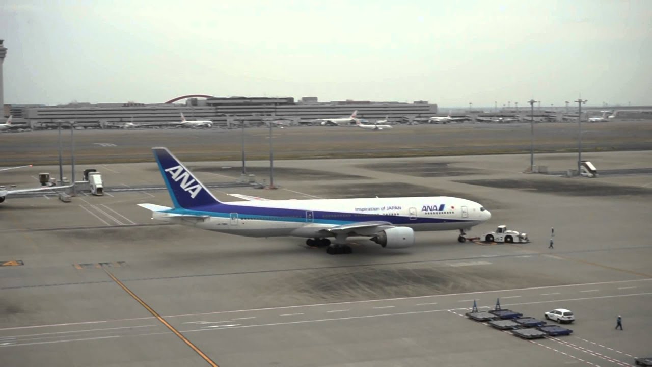 日本 東京 羽田haneda國際機場懶人包 穿梭現代與江戶時期的仿古擬真羽田 日本橋 戶外飛機展望台 江戶小路必買必吃全攻略 飛行模擬器體驗 繪馬許願牆 主題專賣店 日本美食名店街 免稅商店伴手禮推薦 16年3 10 3 12東京 羽田機場初體驗三天兩夜之旅