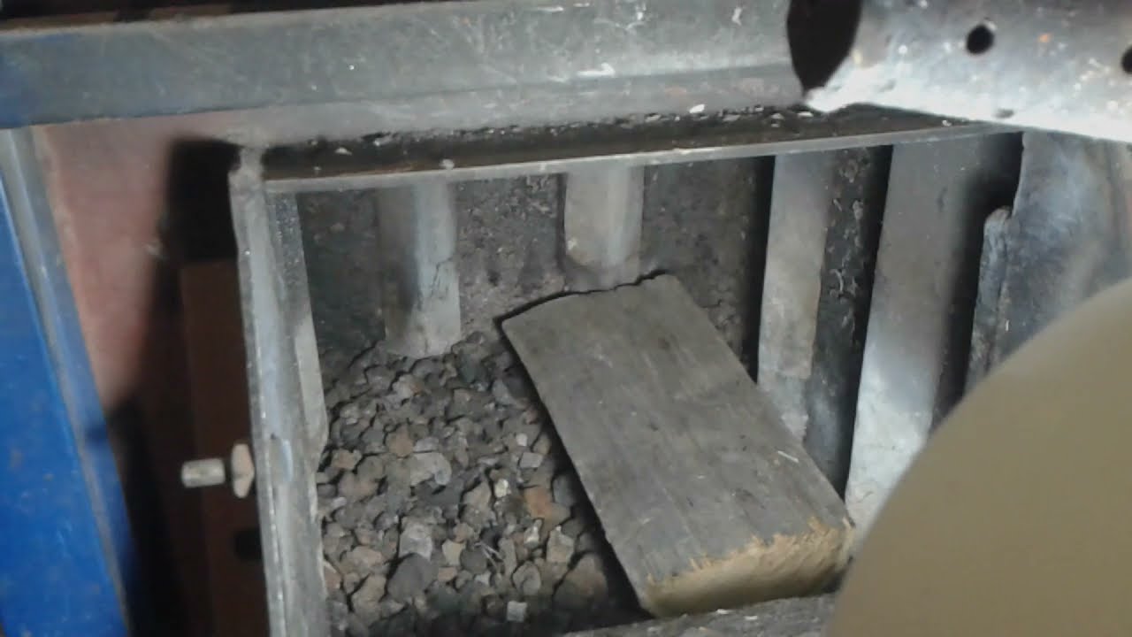 Чистка котла, без смол и кондесата и его состояние. - YouTube