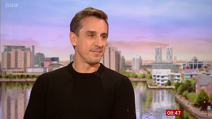 Gary Neville : Impressive interview on Southgate ,  World Cup , his new book & a future in politics?