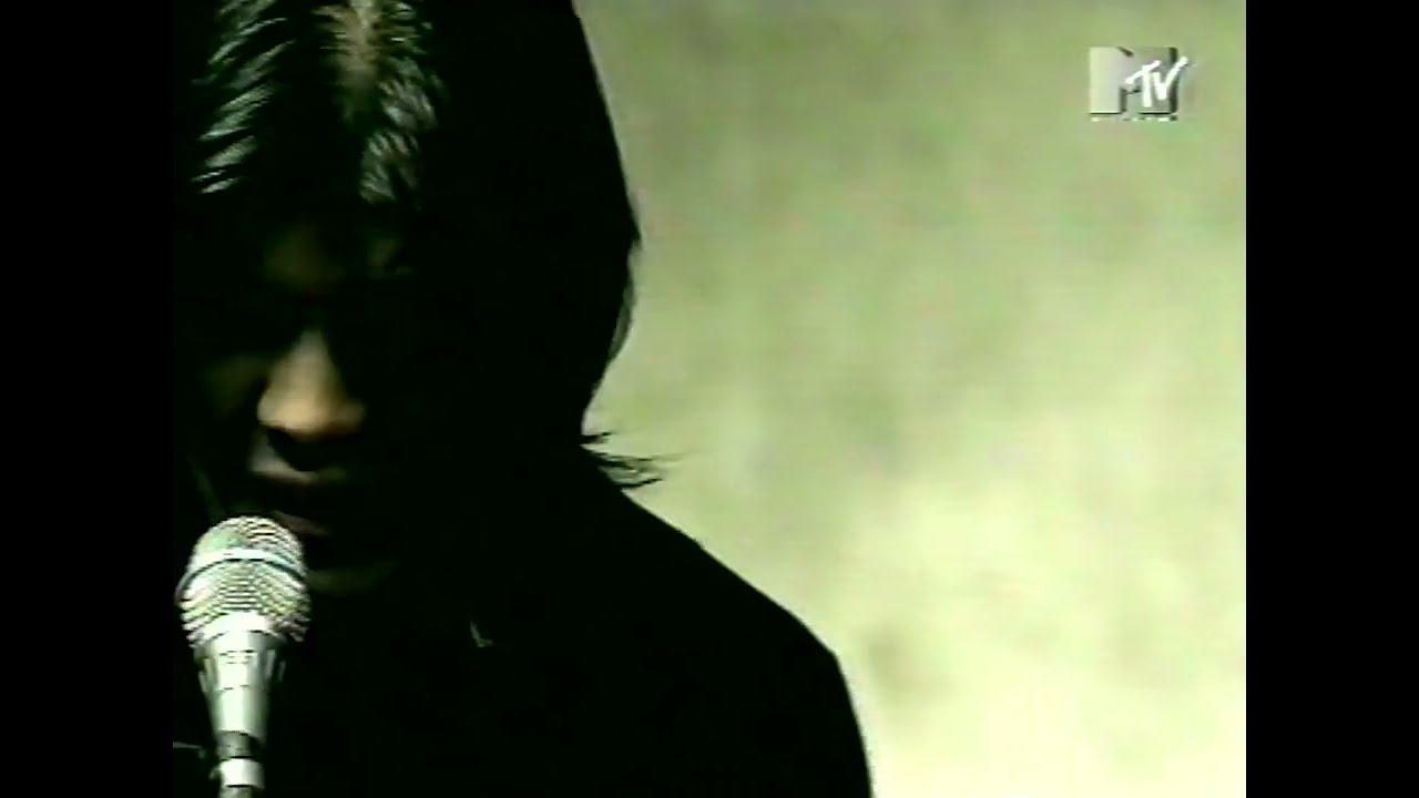 JAMES IHA - Be Strong Now (live for MTV Europe) - March 1998 - Smashing Pumpkins