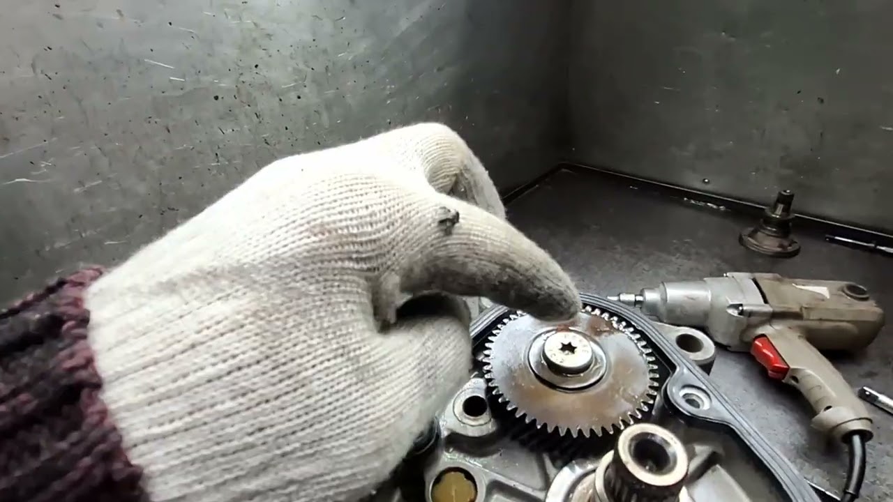 Фольксваген Гольф 3 1994 год выпуска V 1,6 Ремонт коробки передач