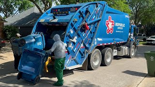 Republic Services Mack MRU McNeilus Rear Loader Garbage Truck Packing Hot Evening Trash & Leaf Bags
