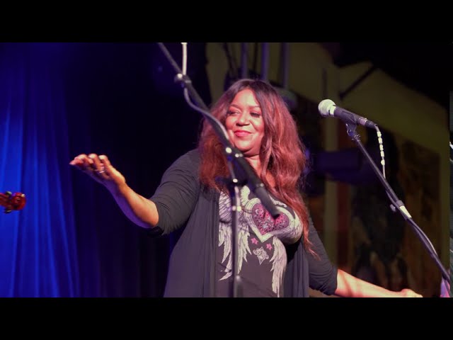 Leaving On Your Mind, Wendy Moten, The Time Jumpers