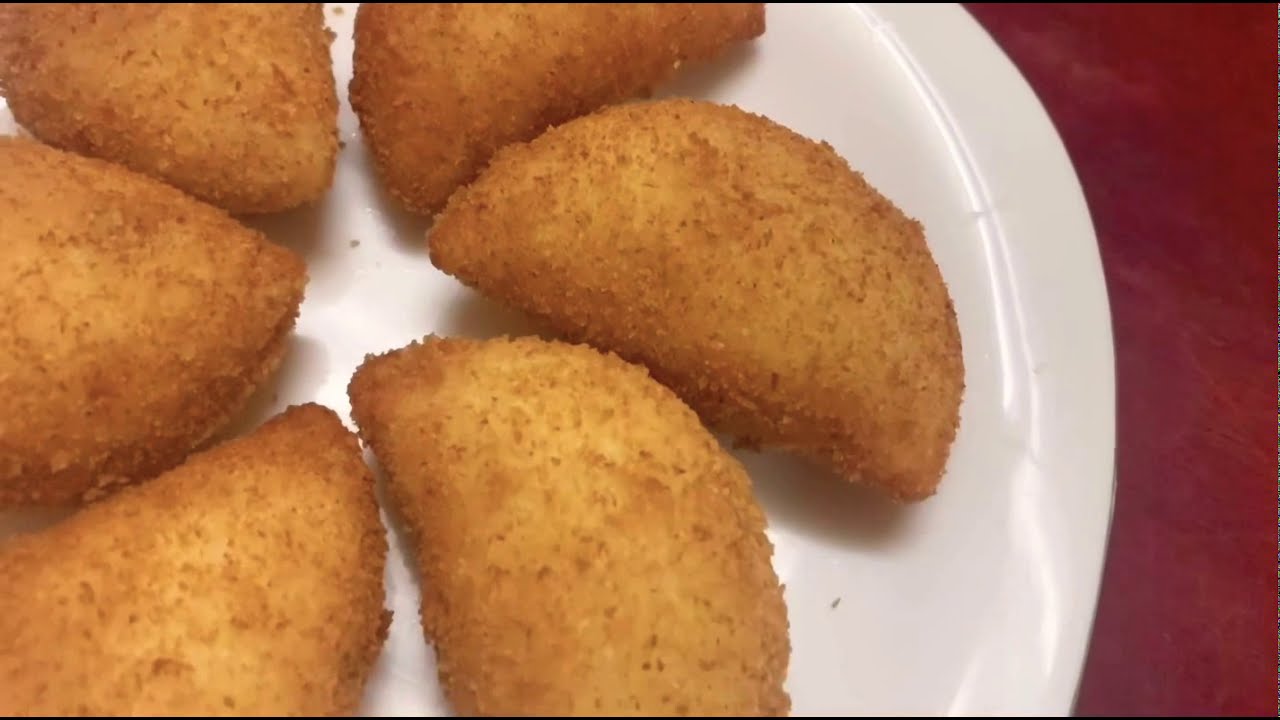 Deep fried Bread Chocolate Recipe || Chocolate stuffed Bread