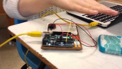 Arduino Starter Kit Project 6 (Theremin)