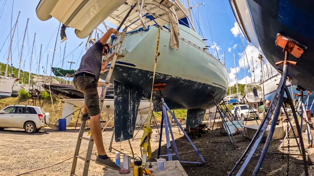 What It’s Like To Live & Work In A Boatyard (HORRIABLE!)