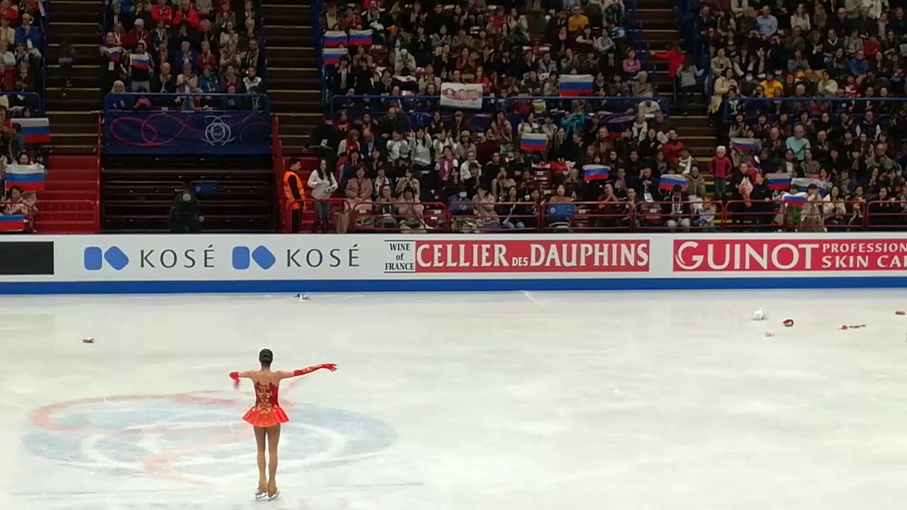 ALINA ZAGITOVA AFTER FS TO KISS AND CRY WORLD FIGURE SKATING