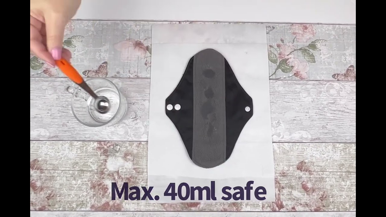 Naturally Lady Medium pad absorbency test - reusable sanitary pad for regular flow