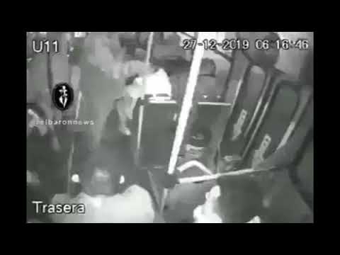 Ladrón se dispara cuando intenta asaltar a pasajeros