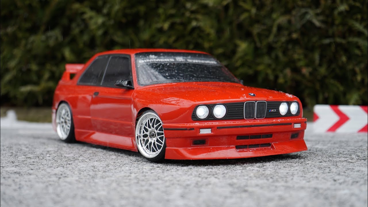 BMW E30 | RC Drifting - YouTube