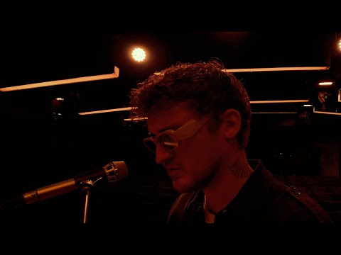 MARY - Schlafen (Official Video)