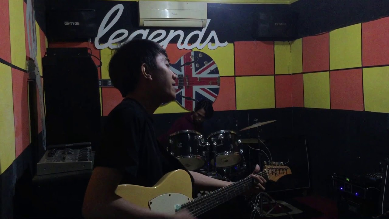 Menemukanmu - Seventeen (Cover) Java Band - YouTube