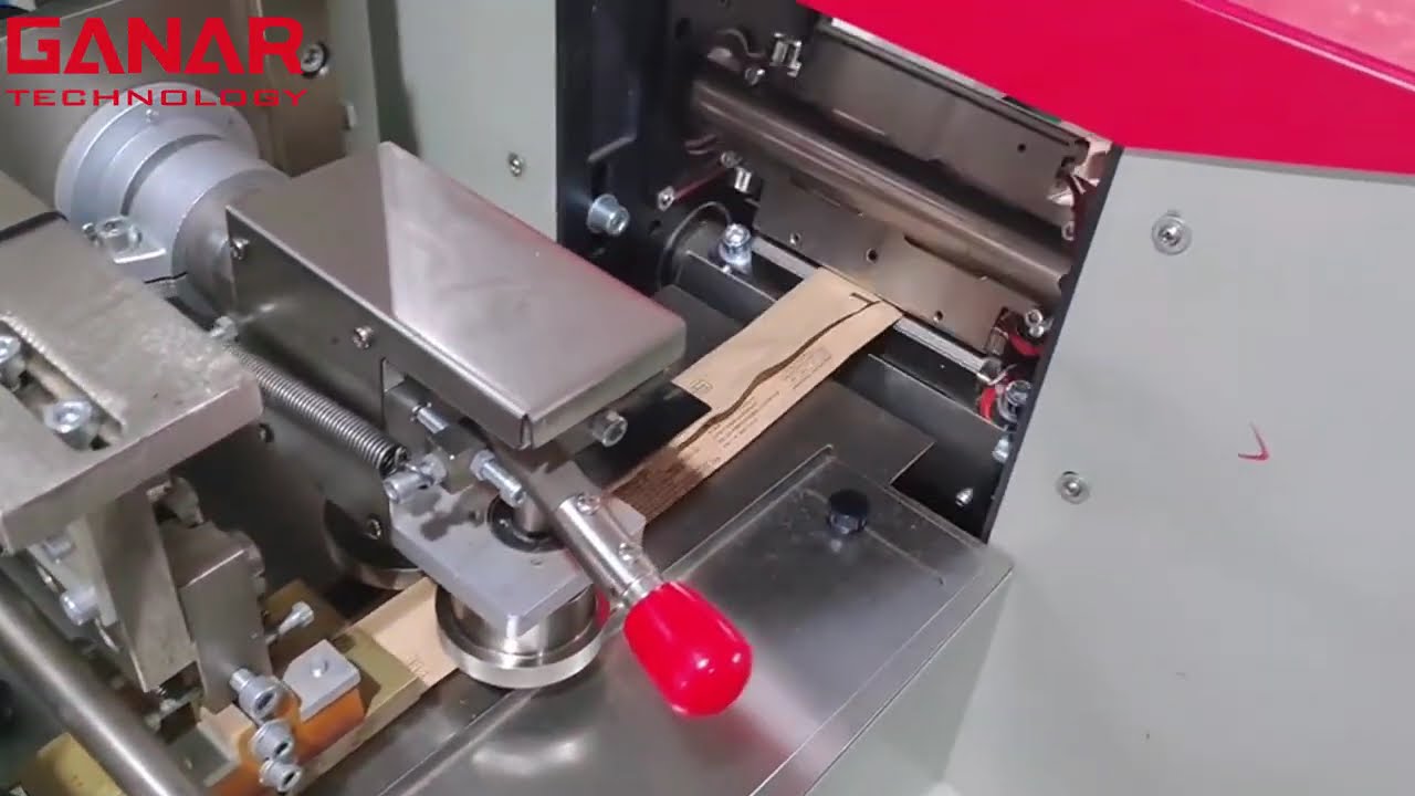 Sealing Toothbrushes & Toothpaste in Seconds! Automatic Packaging Machine in Action