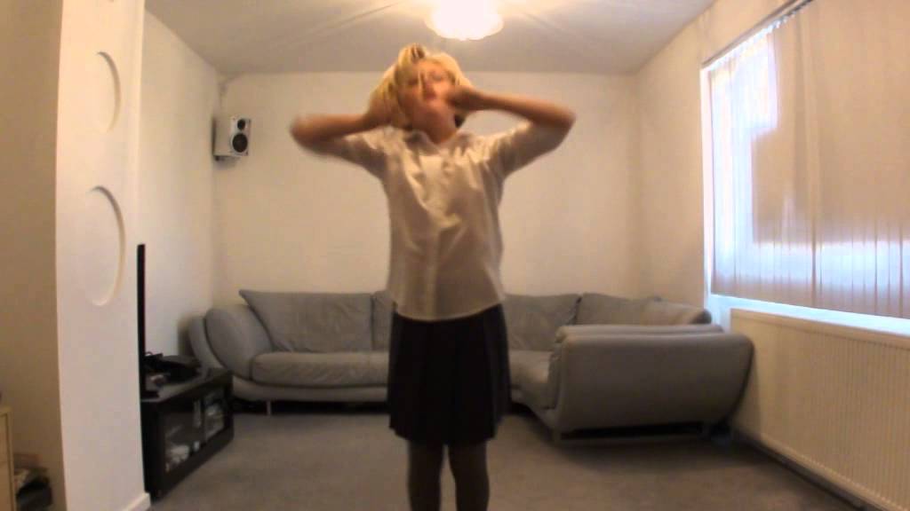 Sia Straight for the Knife (Unofficial Video) performed by Rosa