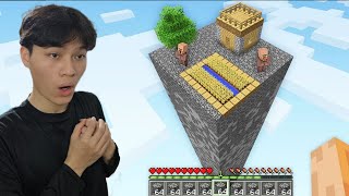 MÌNH DÙNG ĐIỆN THOẠI MỚI MUA TRONG MINECRAFT ĐỂ CHƠI..! CHIẾN THẮNG THẾ GIỚI HELLO KITTY DORAEMON