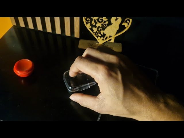 ASMR * tapping, scratching my living room ✨ (arranhando itens da minha sala de estar) 