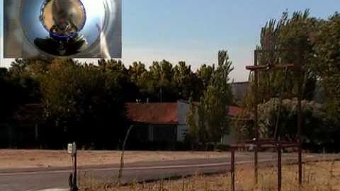 Omnidirectional Vision for UAV attidude estimation