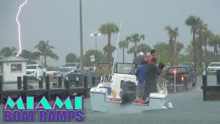 When Weather Strike at the Ramp!! | Miami Boat Ramps | 79th St | Broncos Guru | Wavy Boats