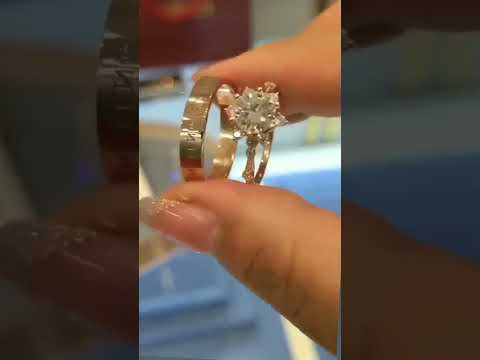 حلم كل بنت بهيك خاتم كتير حلو رأيكم